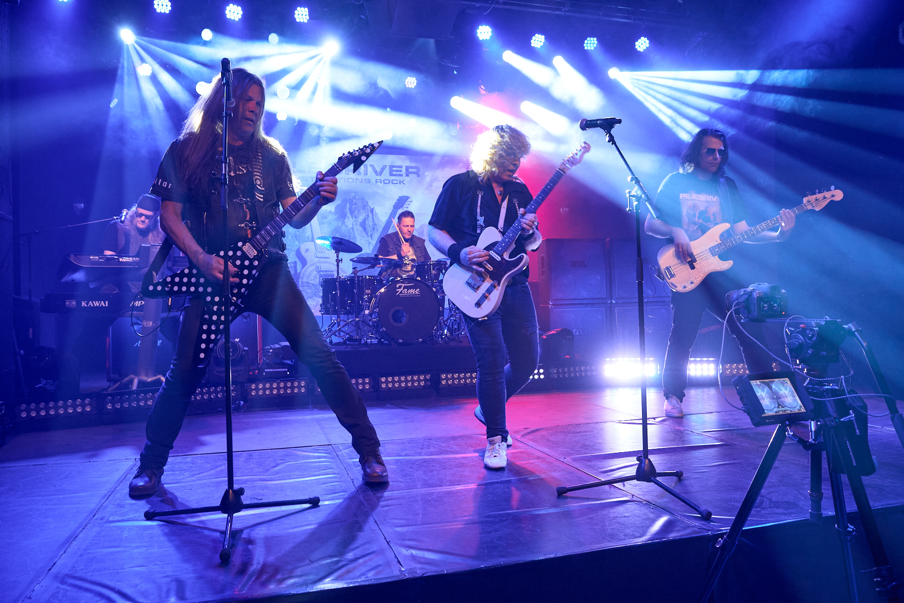 Out November 14th 2025 - the brand new PILEDRIVER-album "FIRST NATIONS ROCK" - 12" Gatefold-Double-Vinyl incl. Bonus-Track & double-sided poster! – Bild 6